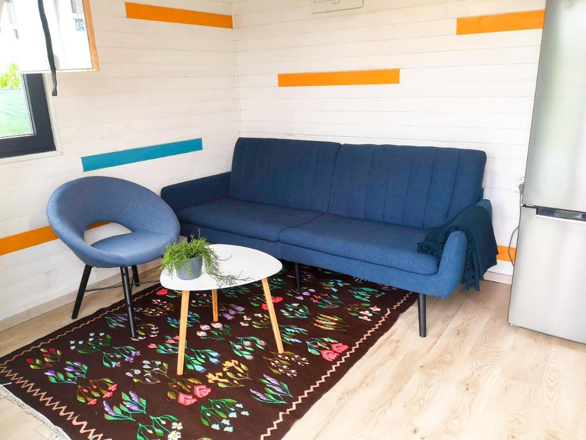 Tiny House - Baia De Fier Hotel Exterior photo