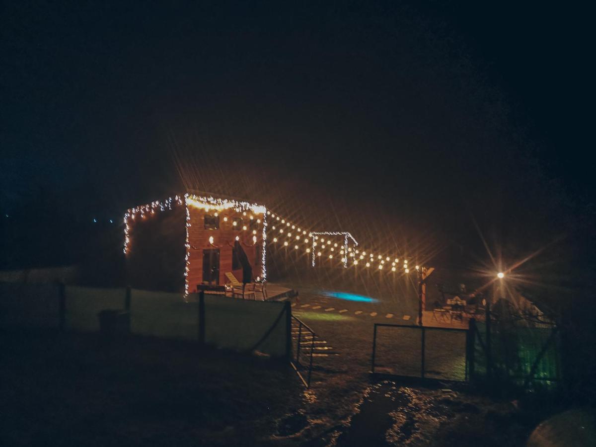 Tiny House - Baia De Fier Hotel Exterior photo