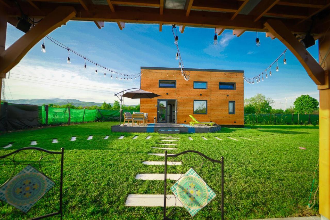 Tiny House - Baia De Fier Hotel Exterior photo