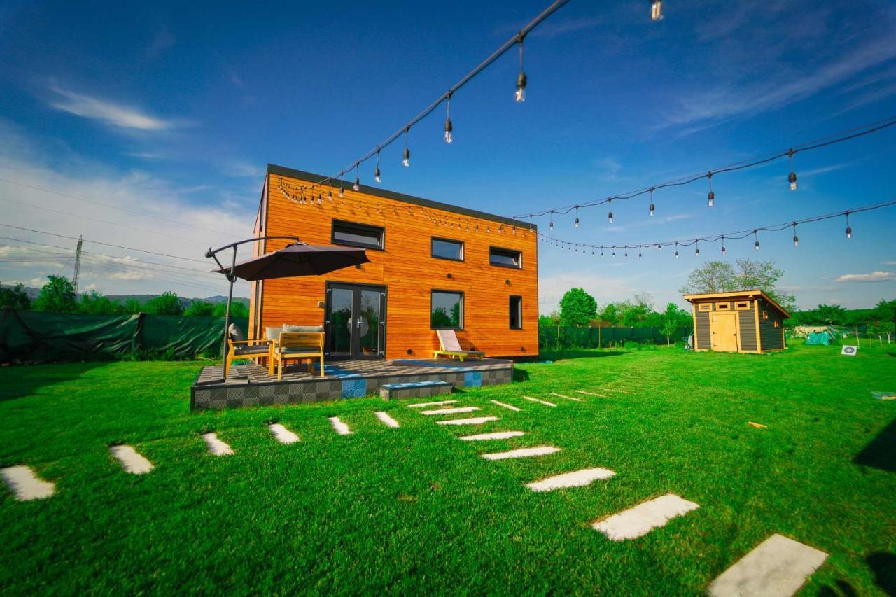 Tiny House - Baia De Fier Hotel Exterior photo